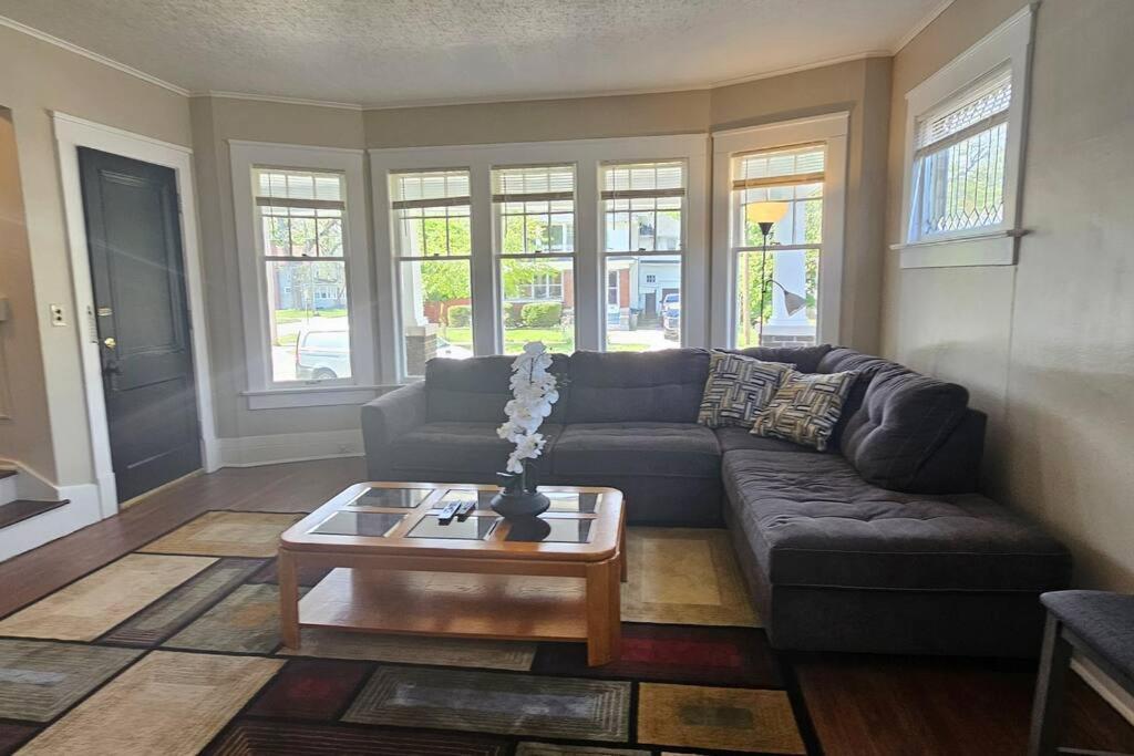 Terrace House Leilighet Muskegon Eksteriør bilde